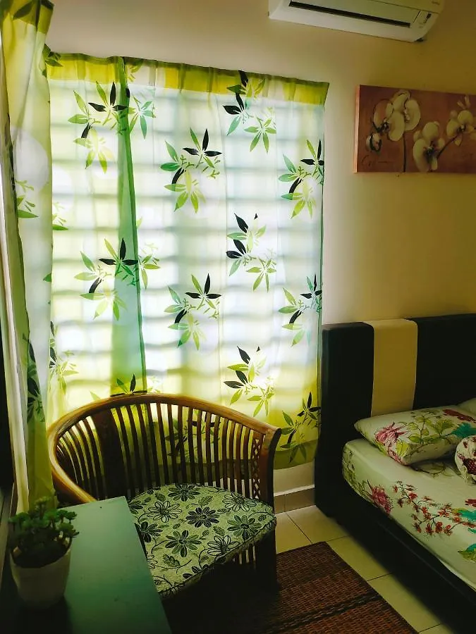 Hanaa Homestay Meru 이포
